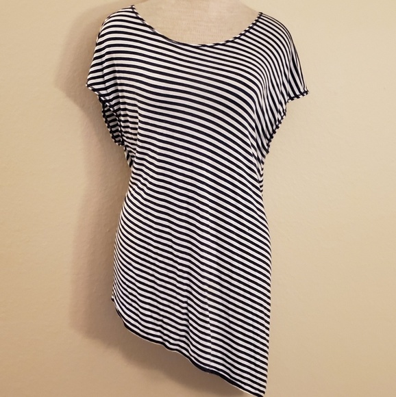 Asymetrical striped blue white blouse - Picture 1 of 3